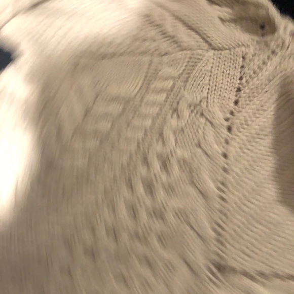 Marciano sweater with peek-a-boo shoulders - Picture 4 of 5